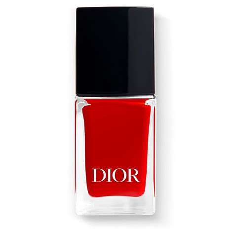 dior vernis gel effect.